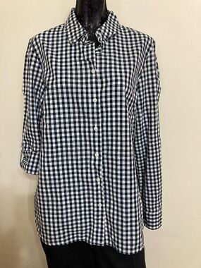Navy & White Gingham Button-Up Shirt
Item# SSct7